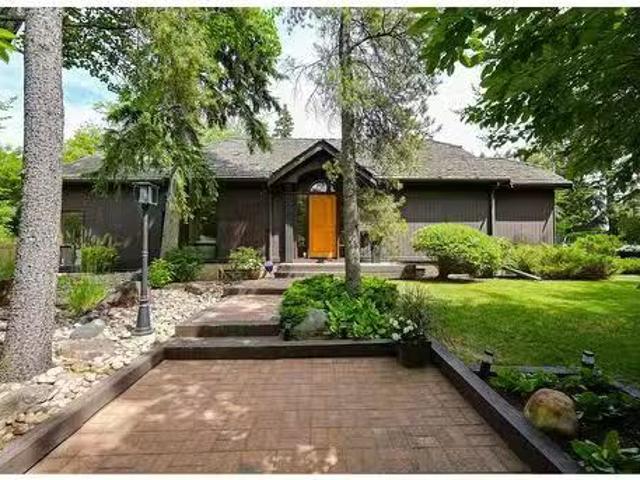 14232 Ravine Dr Nw, Edmonton, AB, T5N 3M2 house for sale Li.