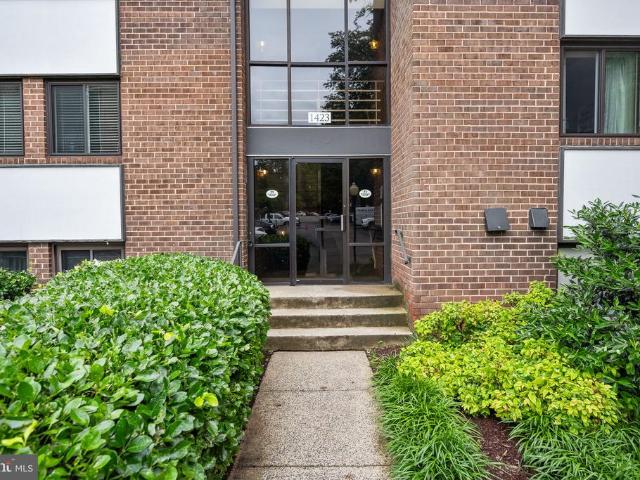 1423 Northgate Square # 1423 11C