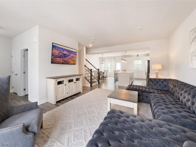 1423 Chateau Place