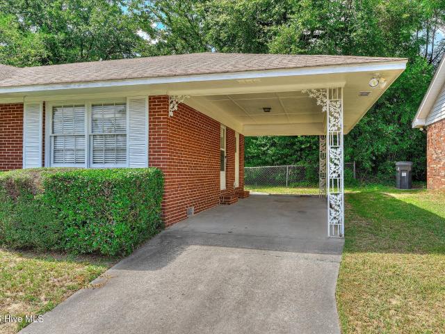 1423 Hickman Road