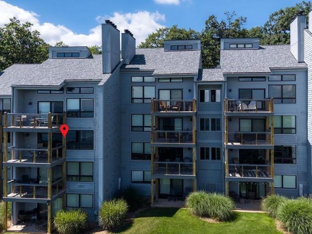 1423 Highlands Condos