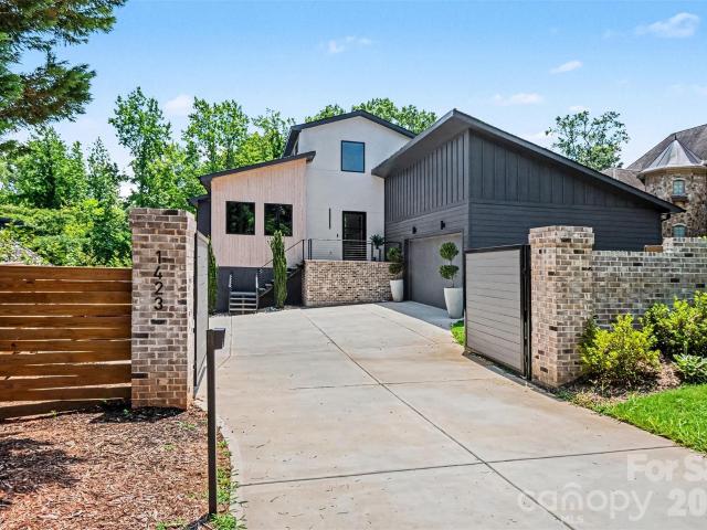 1423 S Wendover Road
