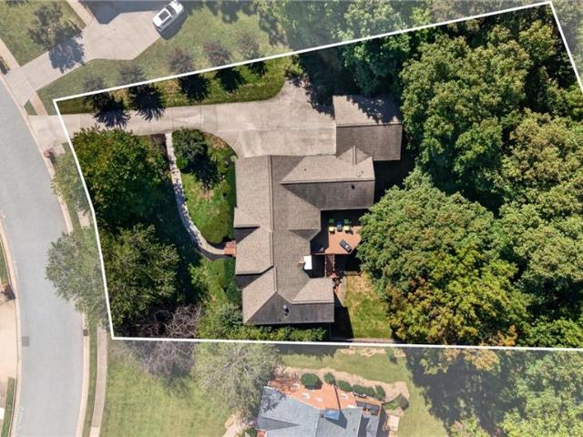 142 Croyden Drive