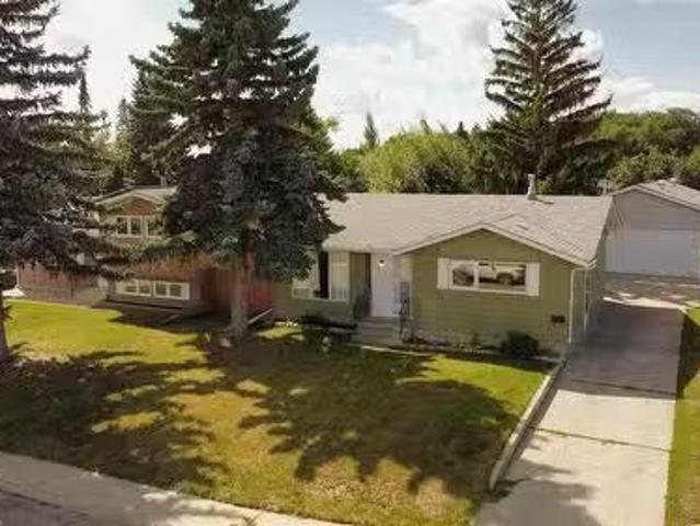 142 Blake Place, Saskatoon, SK, S7M 4C1 house for sale List.