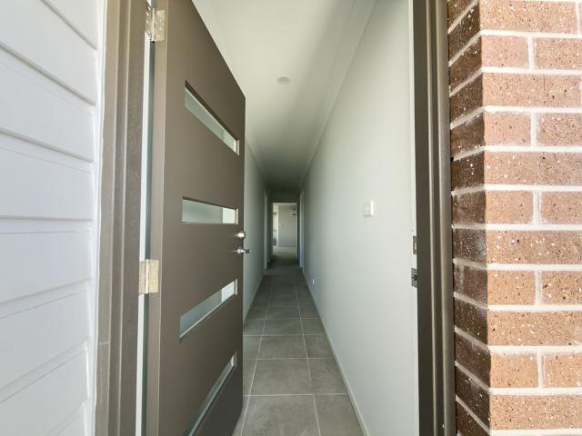 1/42 Garden StreetKootingal NSW 2352, Australia