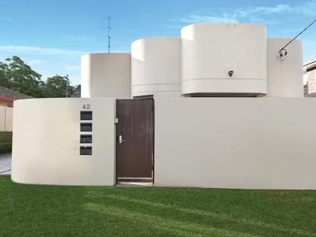 1/42 Greenacre Road, WOLLONGONG Apartment for rent Listed by.
