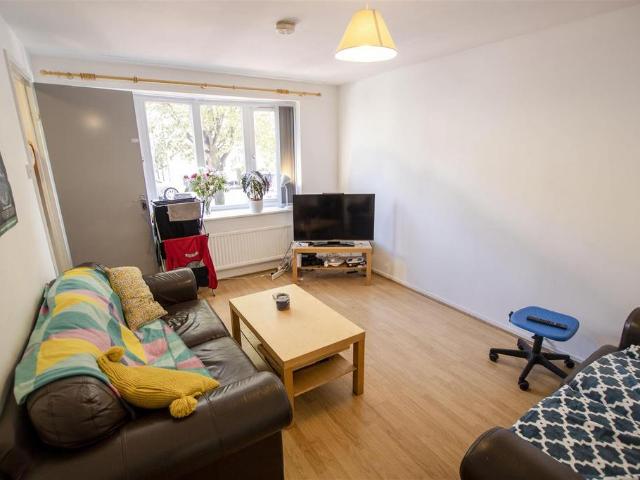 142 Heeley Road, Stirchley, B29 6EZ, United Kingdom | 6 bed house for rent #134395928 | Rentberry