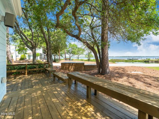 142 Lagoon Lane