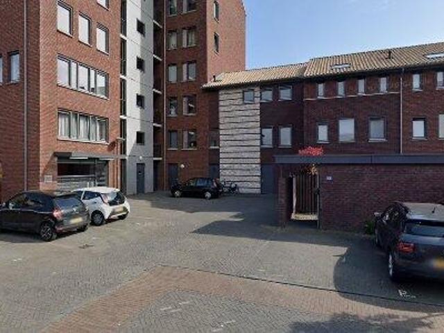 142 m2 apartment for rent in Houten