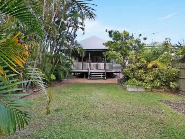 142 Shrapnel Road, CANNON HILL, QLD 4170 House for Rent