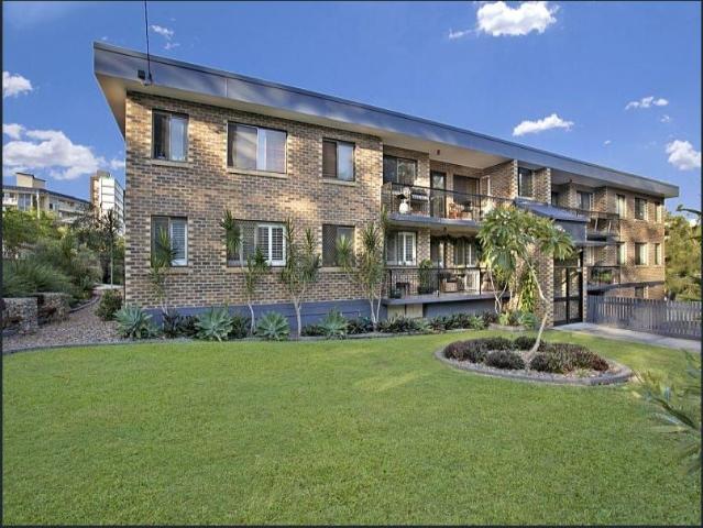 1/42 Sir Fred Schonell Drive, ST LUCIA, QLD 4067