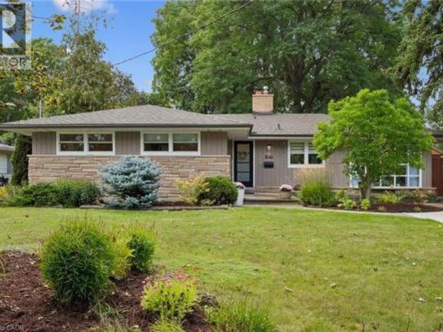142 Stonybrook Drive, Kitchener, ON, N2M 4L7 house for sale | Listing ID 40862 | Royal LePage