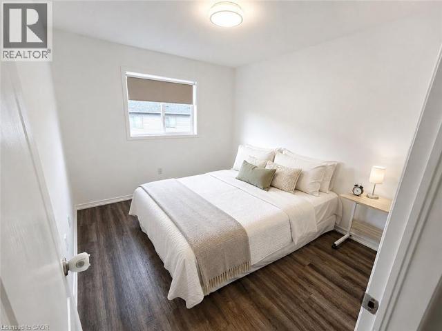 142 PALACEBEACH Trail, Hamilton, Ontario, L8E0C3