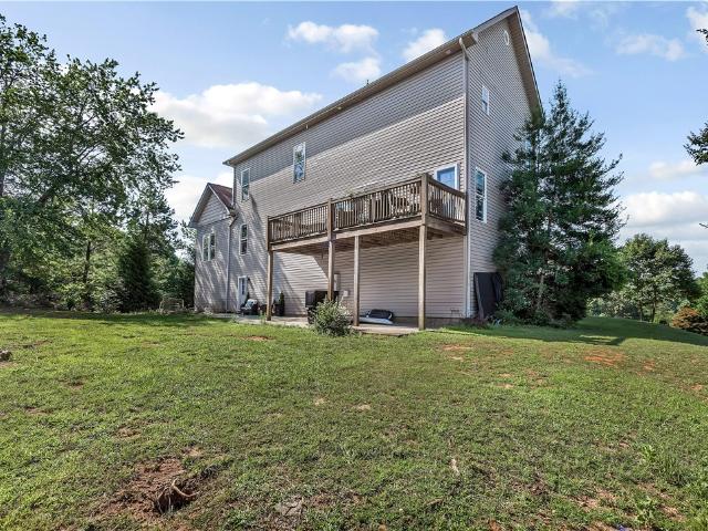 142 W Waters Edge Lane