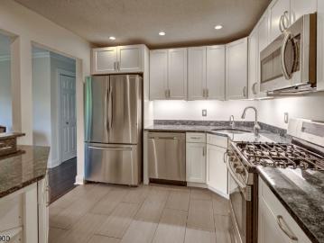 142 Woodward Ln