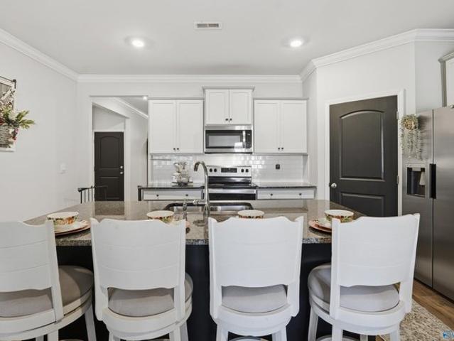14349 Leadenhall Ln, Athens, AL 35613