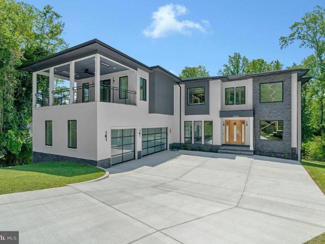 1434 Waggaman Circle