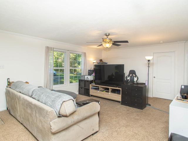 14359 dickersons ln