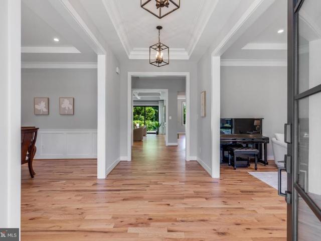 1435 Mayflower Drive