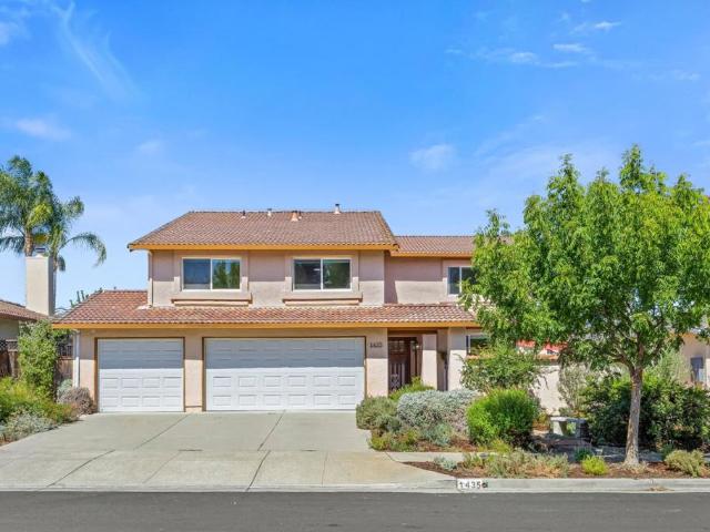 1435 Blackwing Way