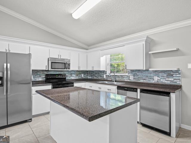 1435 Firefinder Lane