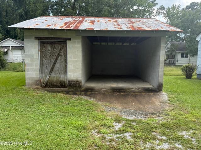 1435 Highland Drive