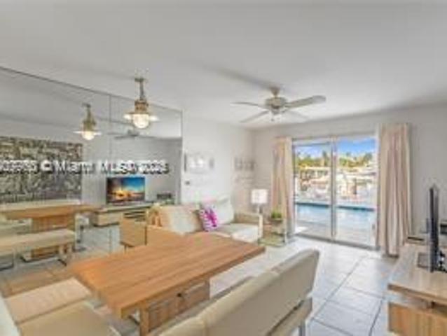 1435 SE 15th St, Unit 103, Fort Lauderdale, FL 33316 | MLS #A11907