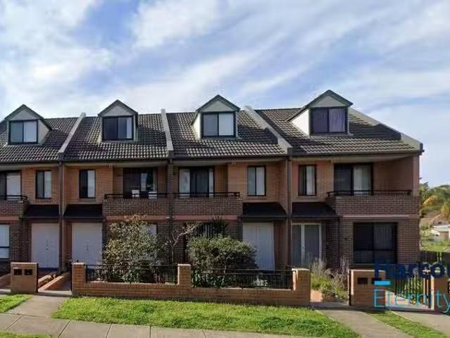 14/367 371 Wentworth Avenue, TOONGABBIE, NSW 2146 Townhouse.