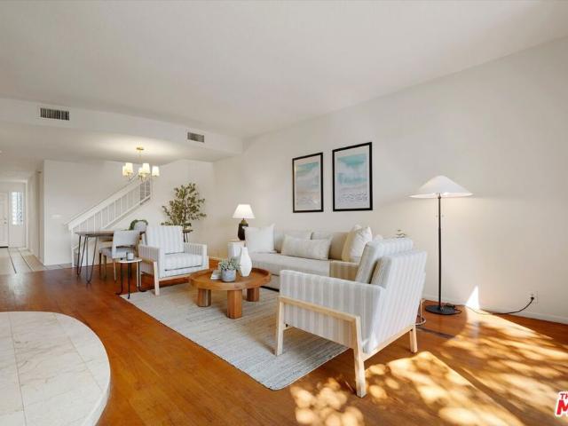1436 20th Street 4