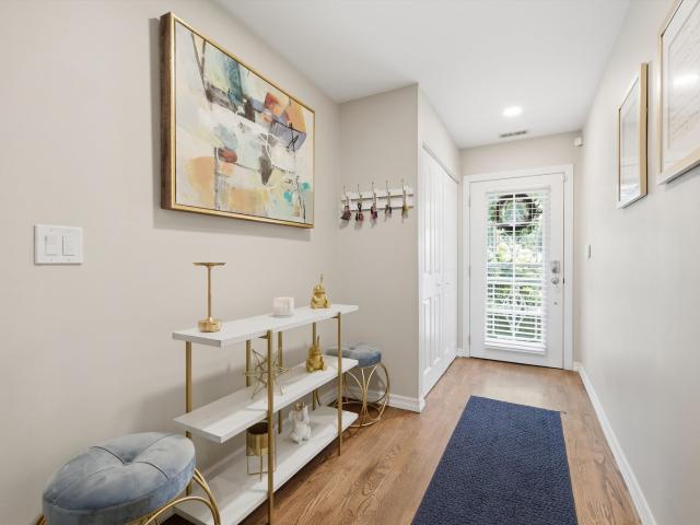 1437 S Plymouth Court # H