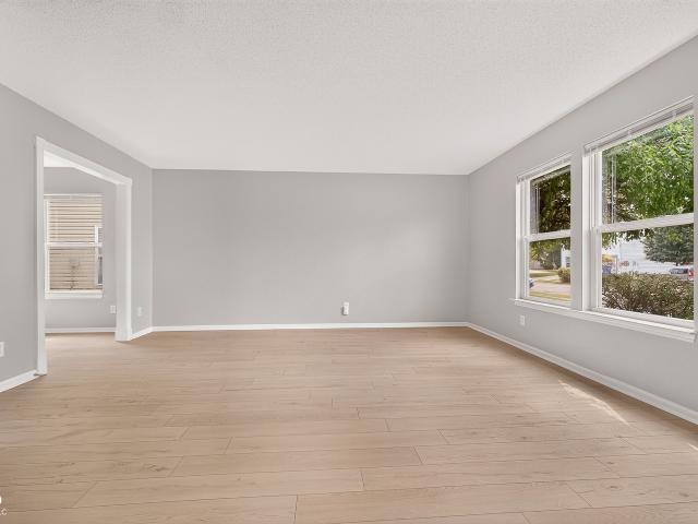 14387 Forsythia Lane