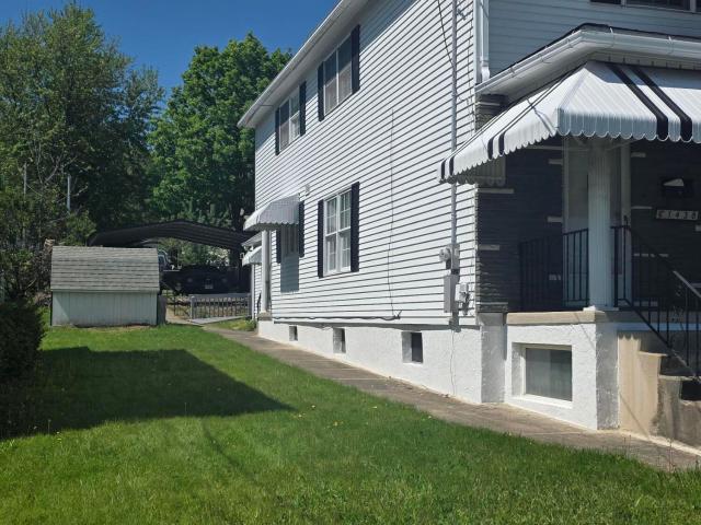 1438 Main Street