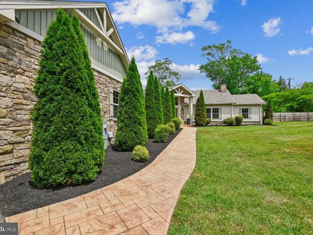 1438 Brewer Neck Road