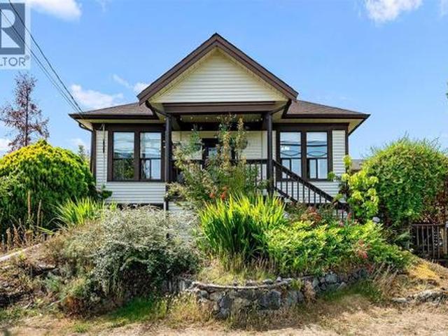 1439 Haultain St, Victoria, BC, V8R 2J8 house for sale | Listing ID 1044 | Royal LePage