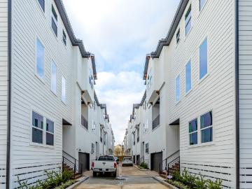 1439 W 25th Street B, Houston, US, TX