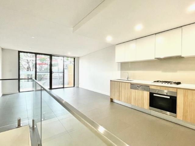 14/300 Johnston Street, Annandale