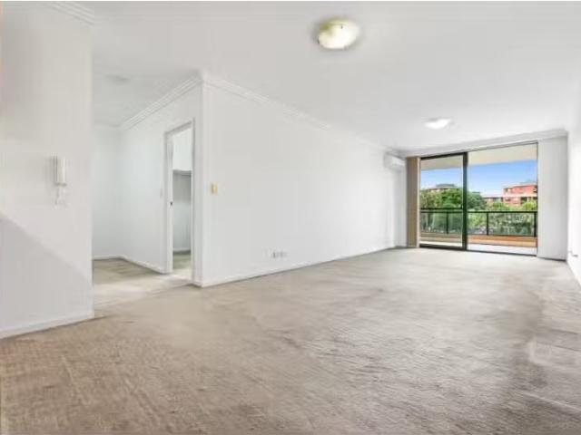 14307/177 219 Mitchell Road, Erskineville Apartment for rent.