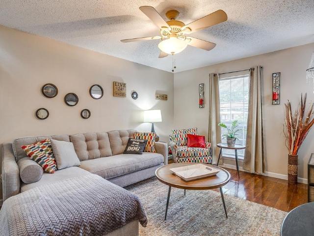 1430 Meadowood Village Drive