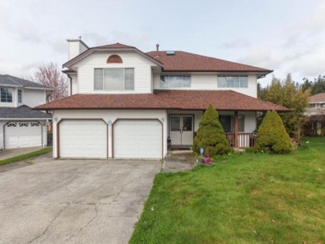 1430 Avenue, Surrey, BC, V3V 7T7 house for sale | Listing ID R3137 | Royal LePage