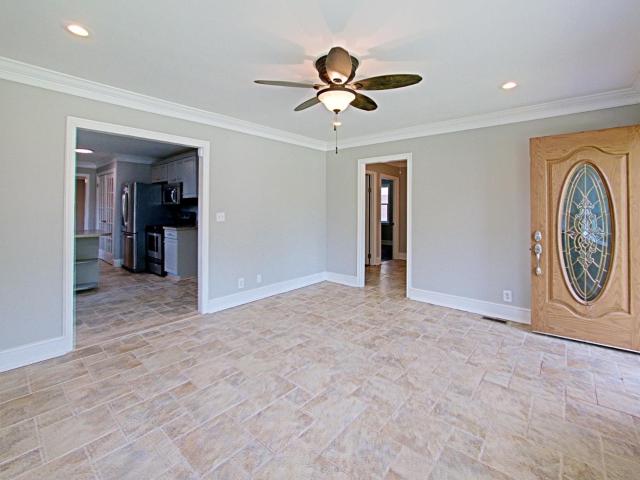 1430 Dahlia Rd