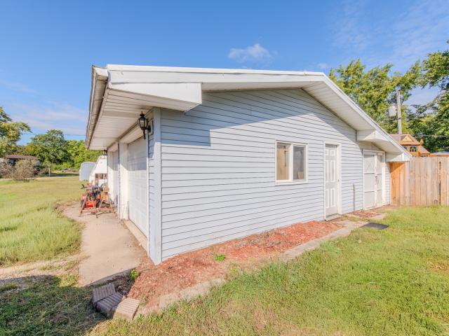 1430 Lantern Lane