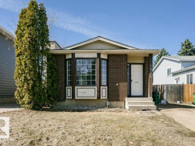 1430 Street, Edmonton, AB, T5Y 1P1 house for sale | Listing ID E4485 | Royal LePage