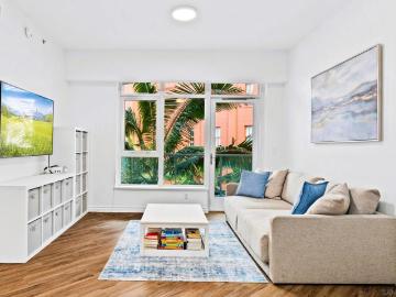 1431 Pacific Highway 519