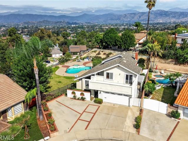 1431 Paseo Olivos
