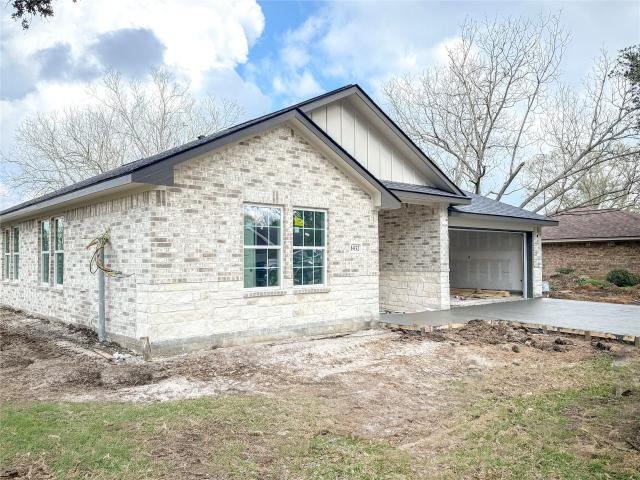 1432 Camellia St, Sweeny, TX 77480 | MLS #13752