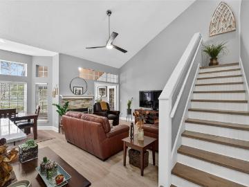 1432 Farrindon Cir, Lake Mary, FL 32746 | MLS #O6388