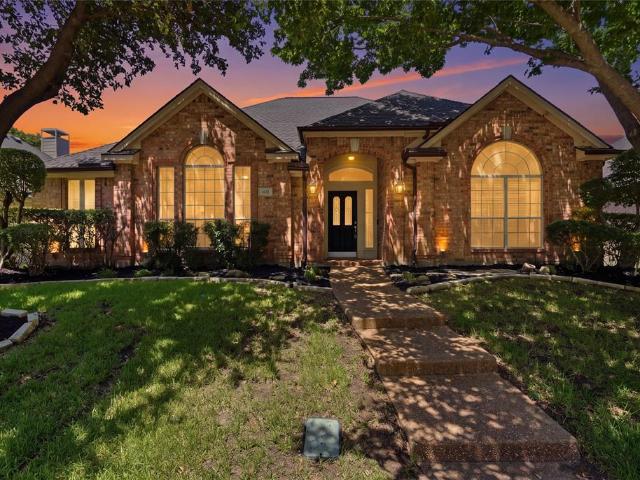 1432 Lone Star Court