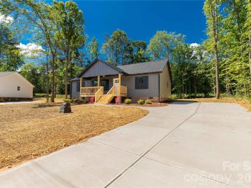 1433 Mack Drive