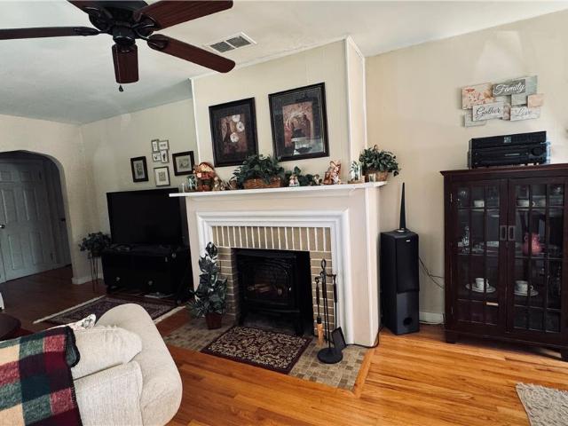 1433 N 29th Street
