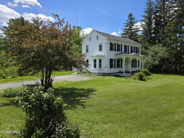 1433 Helderberg Trail